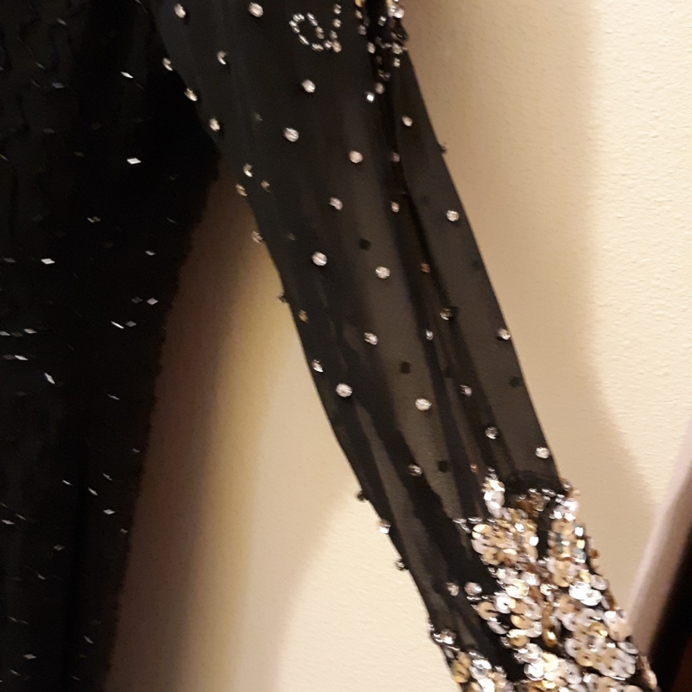 "NITE" BEADED SEQUINED FITTED DRESS - Picture 4 of 8